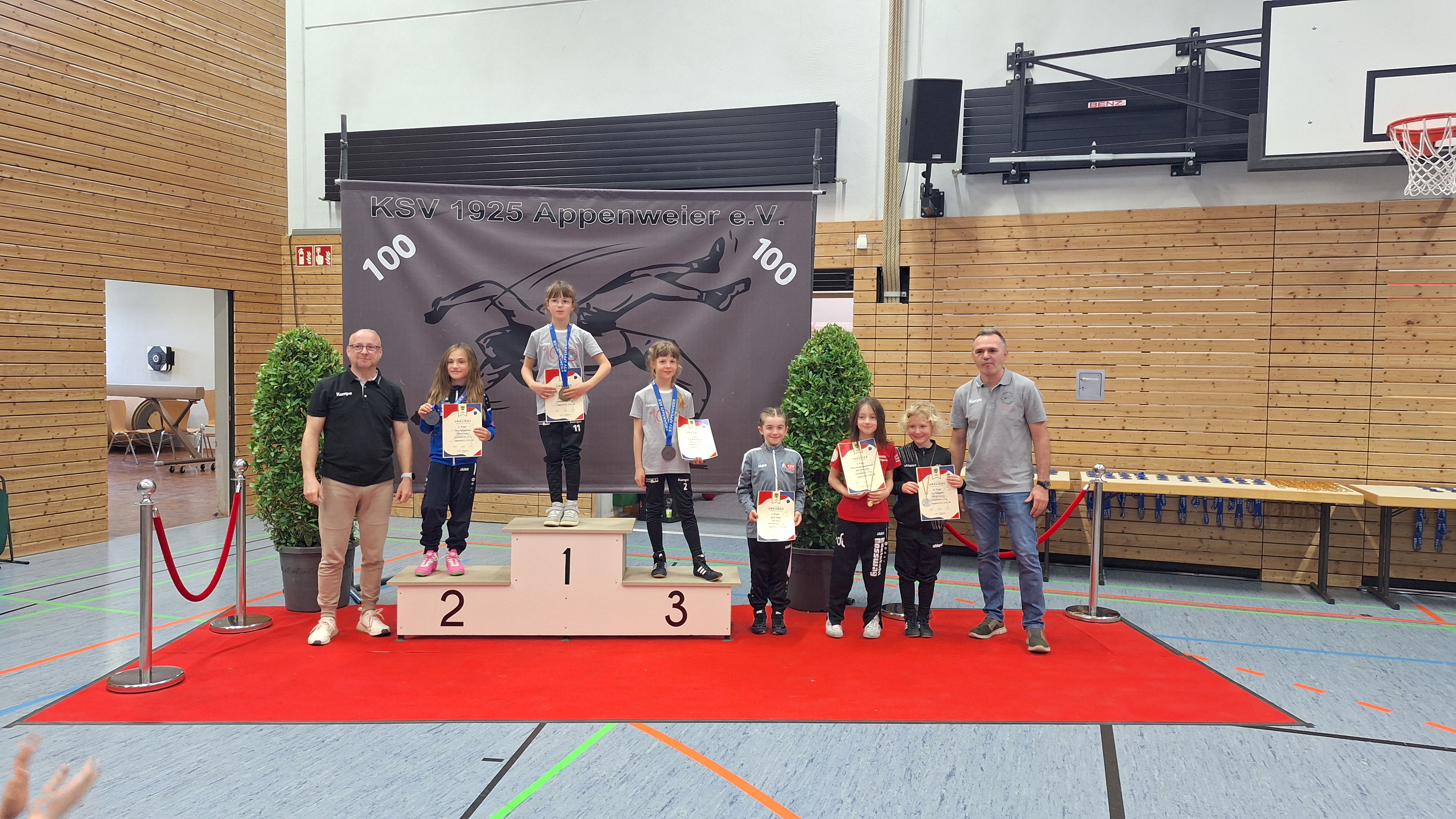 /user/pages/02.berichte/platz-unter-126-vereinen-fuer-das-ksv-damenteam/1000055911.jpg